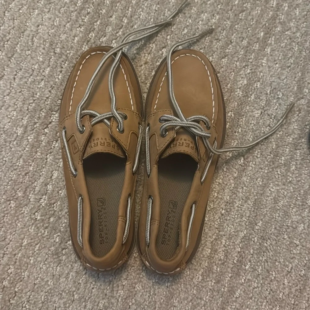 Boys Sperrysize 13